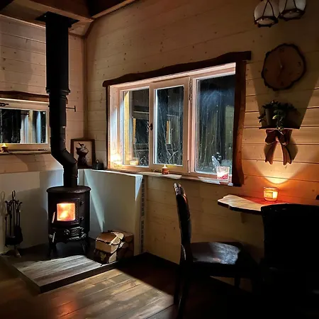 Hobu House - A Cozy, Private By The Forest Near بيت للعطل