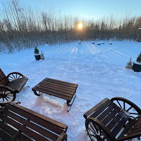 Holiday home Hobu House - A Cozy, Private With A Hot Tub By The Forest Near