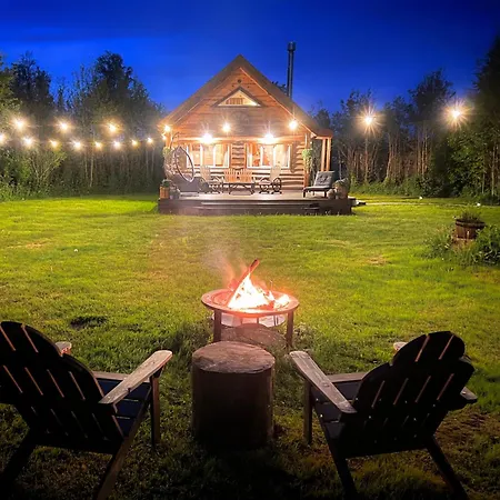 Holiday home Hobu House - A Cozy, Private With A Hot Tub By The Forest Near Haapsalu