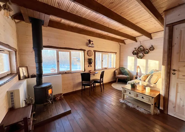 Hobu House - A Cozy, Private By The Forest Near هابسالو